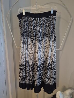 Black & White Patterned Women's Skirt